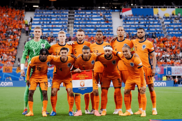 曼联力推滕,哈赫新战略,欲将拉什福,世界杯直播,2026世界杯,赛事直播,足球直播,体育频道