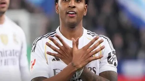 英超争冠球队崩盘盘点：阿森纳三度居首，利物浦以97分列第八