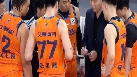大乐透期号专家推荐：小莫质合分析前区十码